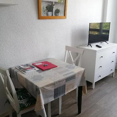 Apartament Meuble 1 Etoile - Tourisme Confort - Cures Et Courts Sejours - Les Mascareignes *